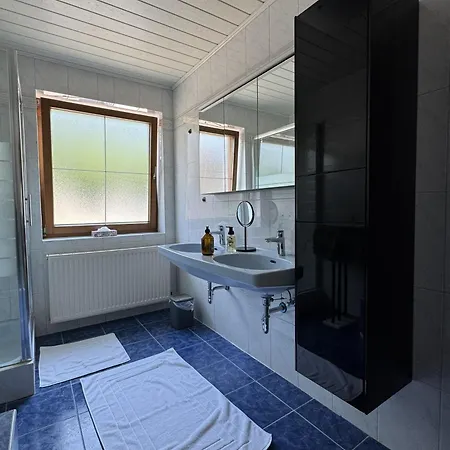 Appartement Au 10 *
