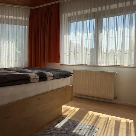 Appartement Au 10 *
